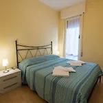 Mae Cosy - With Ac And Near Beaches Монтероссо-аль-Маре